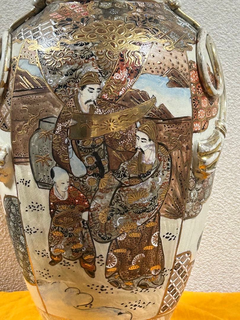 幕末　薩摩焼　金彩人物紋大瓶　共箱　送料込み250108