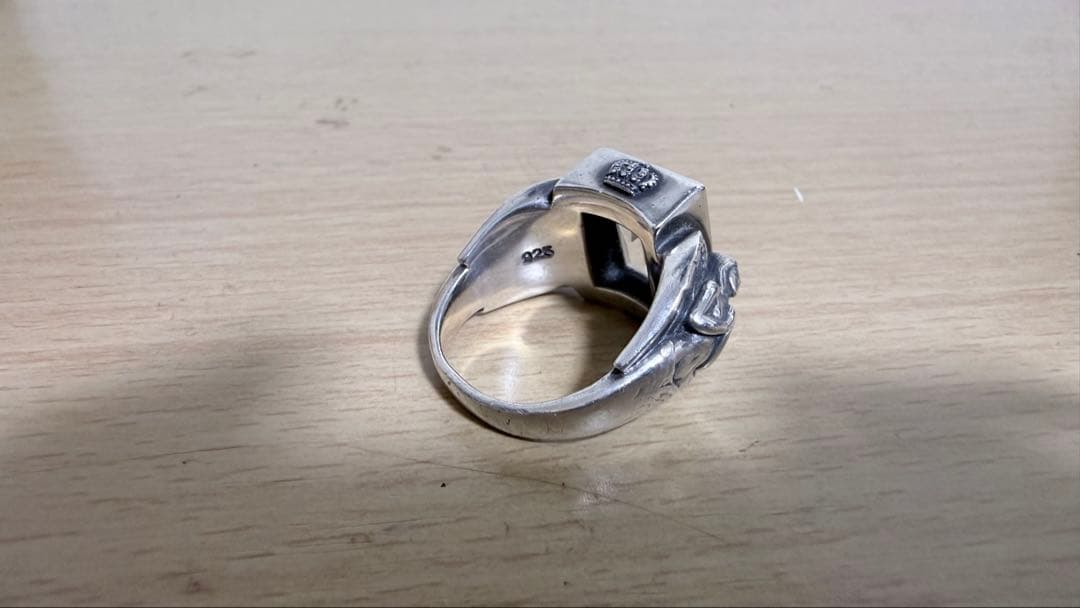 ジャスティンデイビス　アテナ&クォーツ　リング　22号