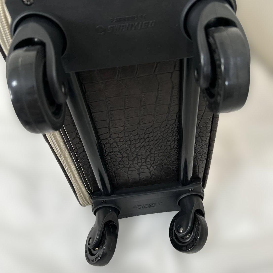 スワニー　トランクキャリーケース