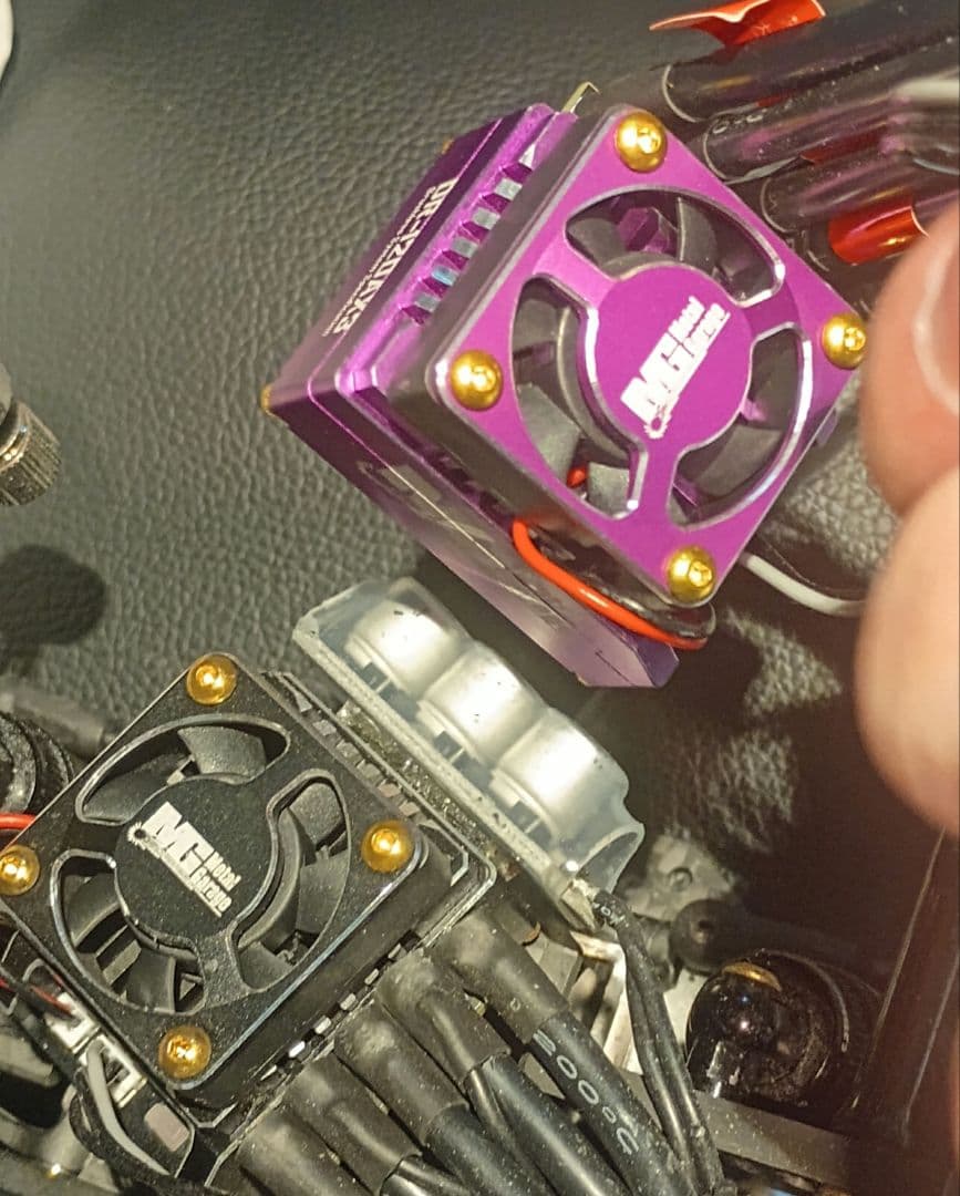 あけみん　ESC 黒中古　プログラムカード　ブラシレスモーター13.5T