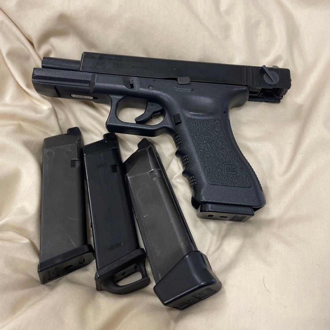 東京マルイ　Glock18 ガスガン 3マガジン付き