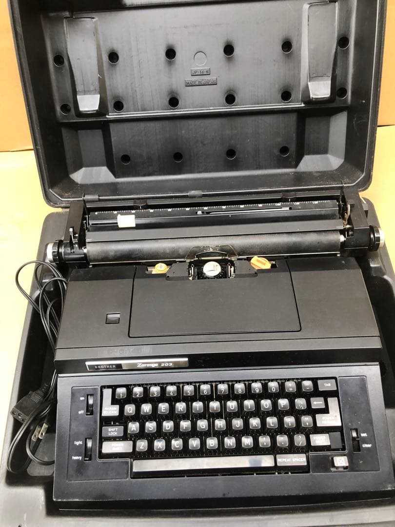 BROTHER 電動タイプライター Zorongo JP14-203型