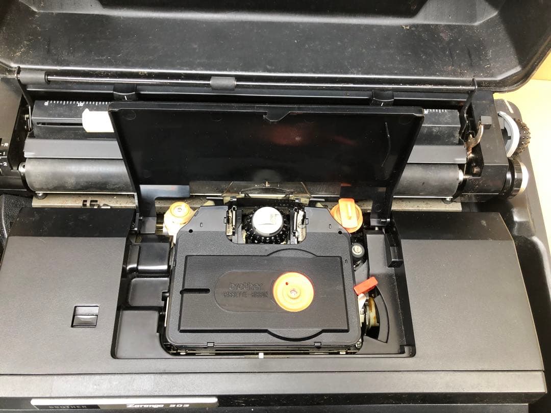 BROTHER 電動タイプライター Zorongo JP14-203型