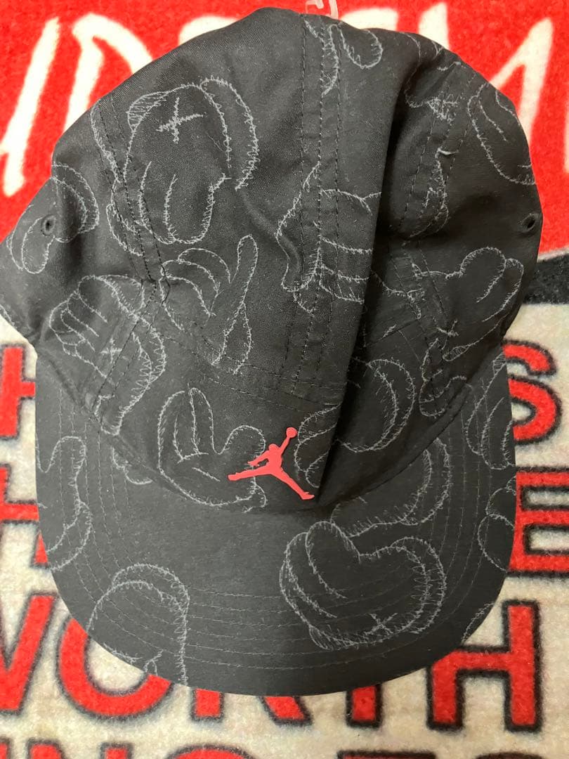 希少　Air Jordan x KAWS 5-Panel Cap \