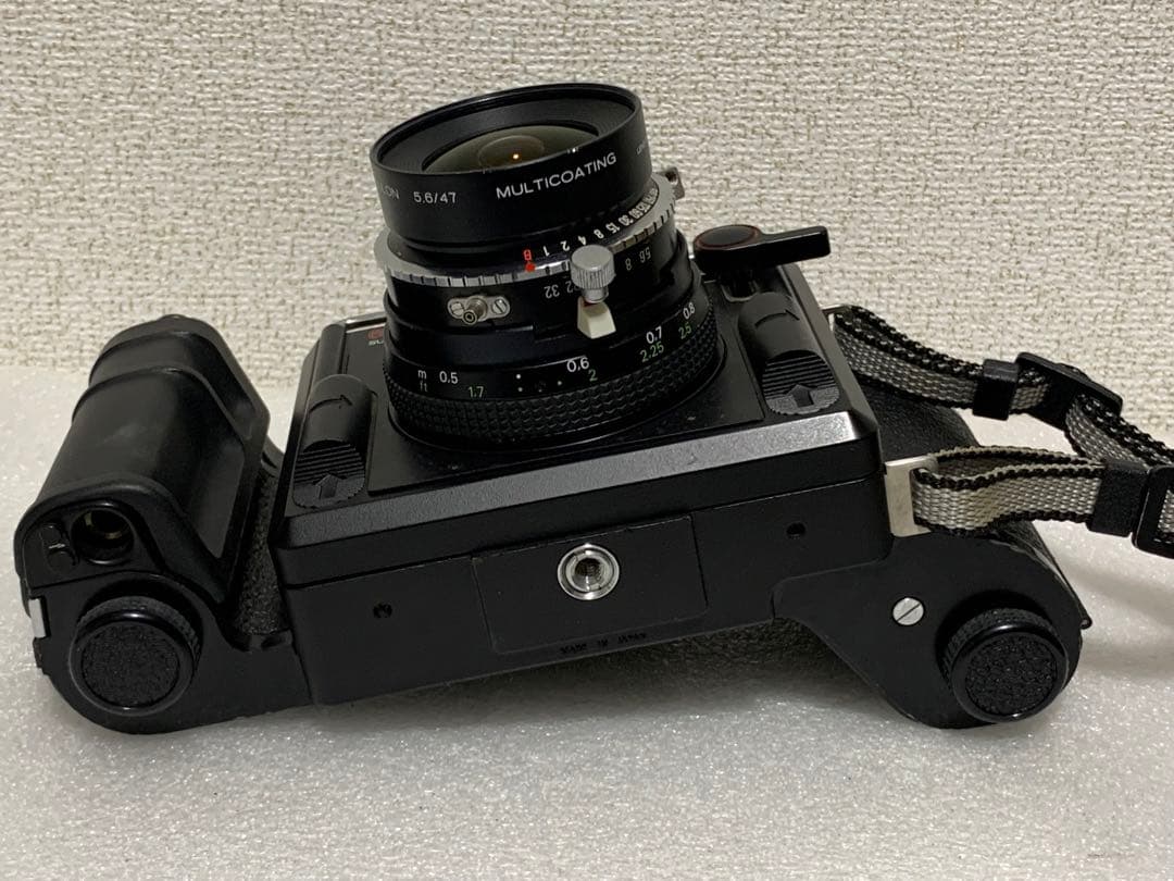 フィルムカメラ PLAUBEL 69W