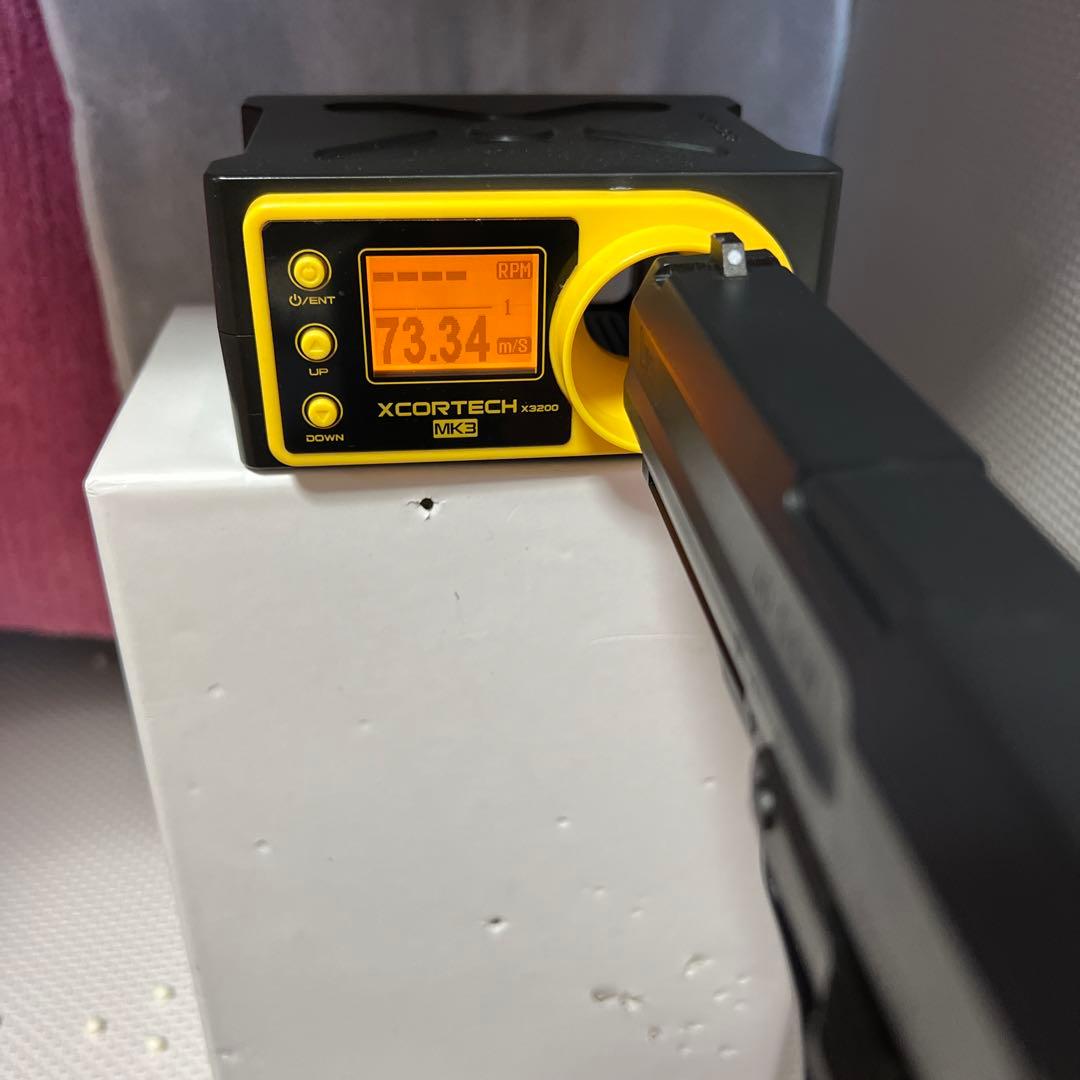 東京マルイ　電動ハンドガン　USP