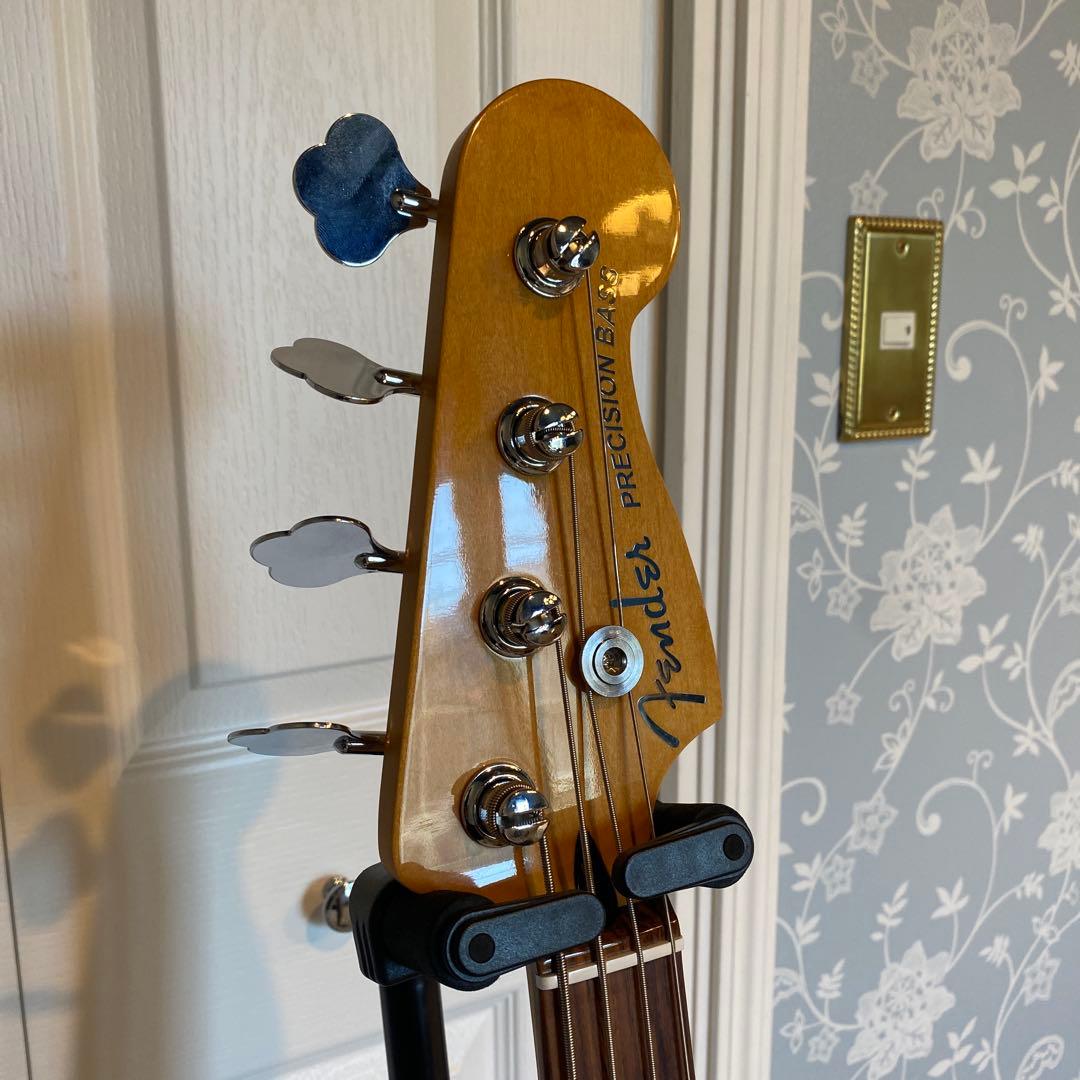 Fender PLAYER PLUS アクティブプレシジョンベース