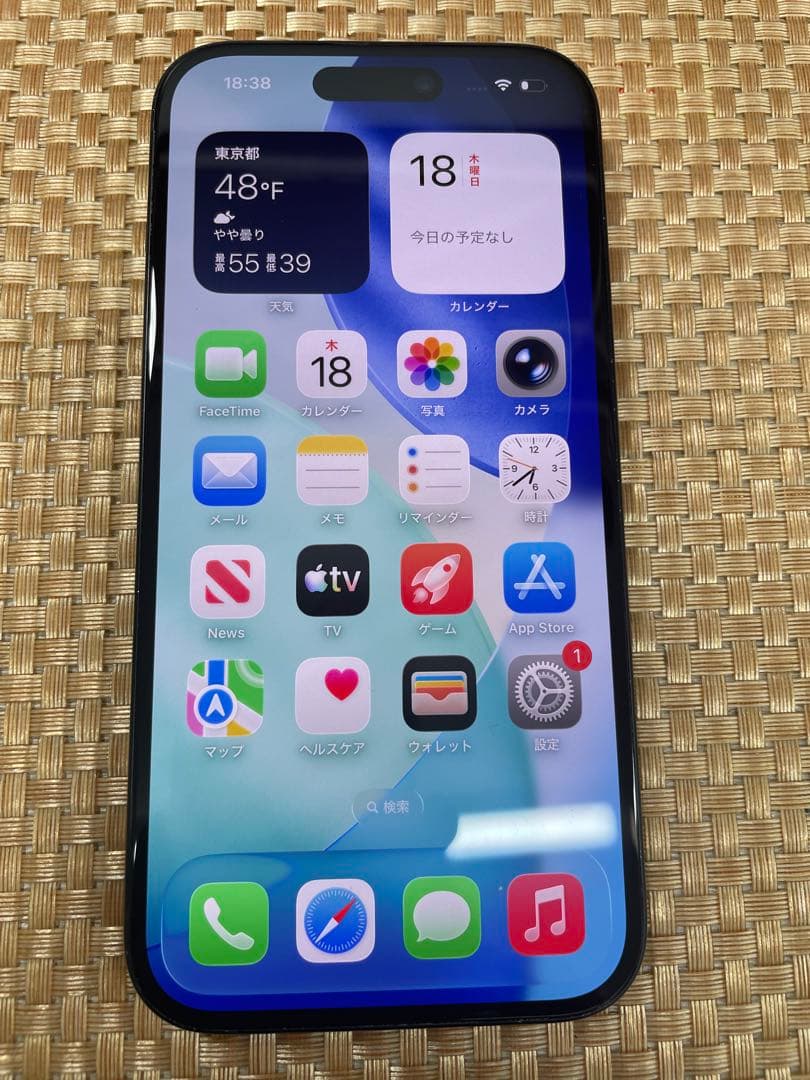 iPhone 15 128 GB ブラックSIMフリー【7513】