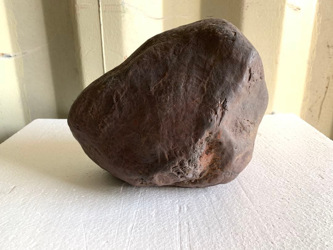 新疆隕石 非常に珍しい 重約14.4kg