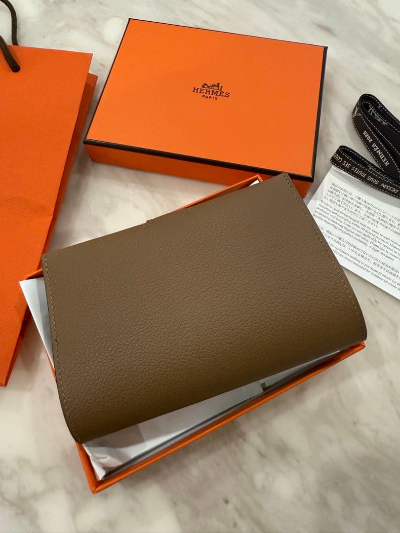 HERMES　パスポートケース(R.M.S)(新品、未使用)