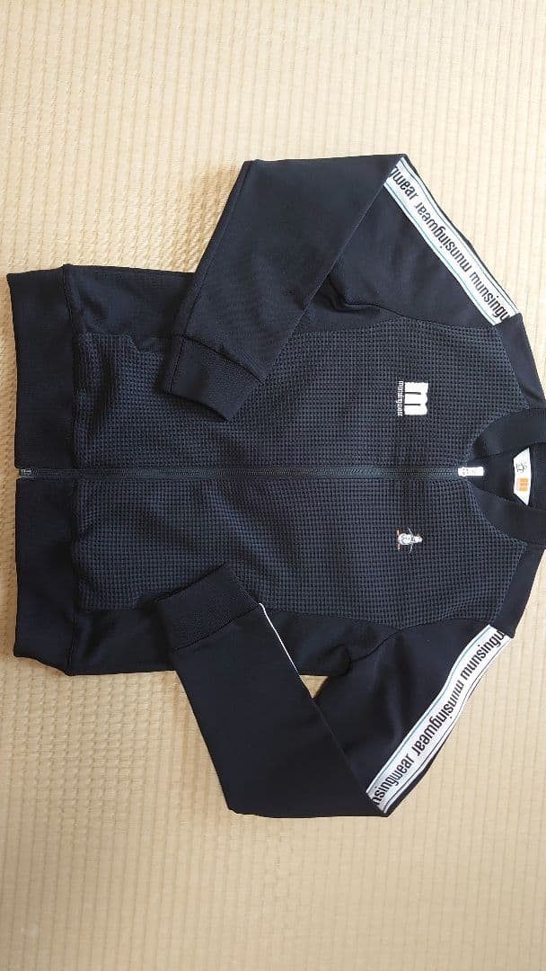 美品　マンシングウェア　レディース　ゴルフウェア　Ｌサイズ