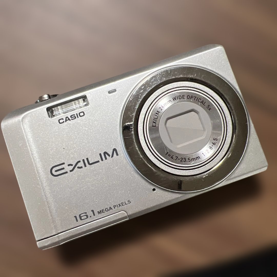 デジタルカメラ CASIO EXILIM EX-ZS6
