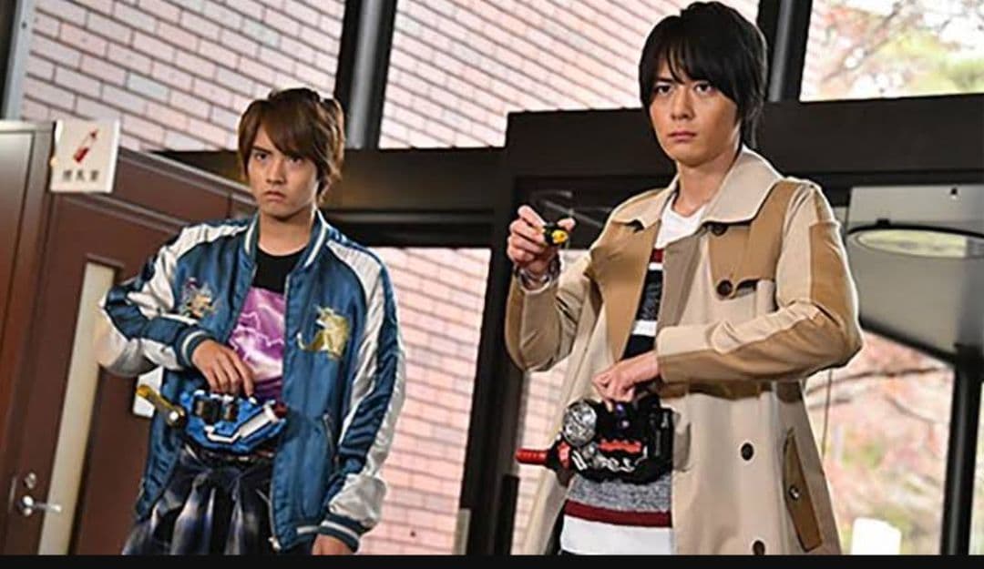 新品未開封　タグ付き　桐生戦兎　着用　衣装　トップス　ニット　Lサイズ