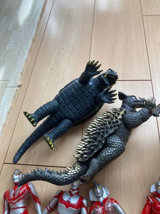⭐︎昭和物⭐︎『ウルトラマン　ソフビ＆ガメラ、アンギラス、ギャオス等』⁑合計１３体