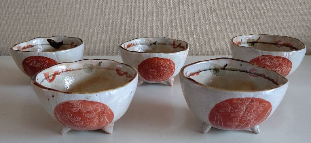 京焼 清水焼 栄泉作 紅丸草子湯呑み 小鉢 5客 三つ足