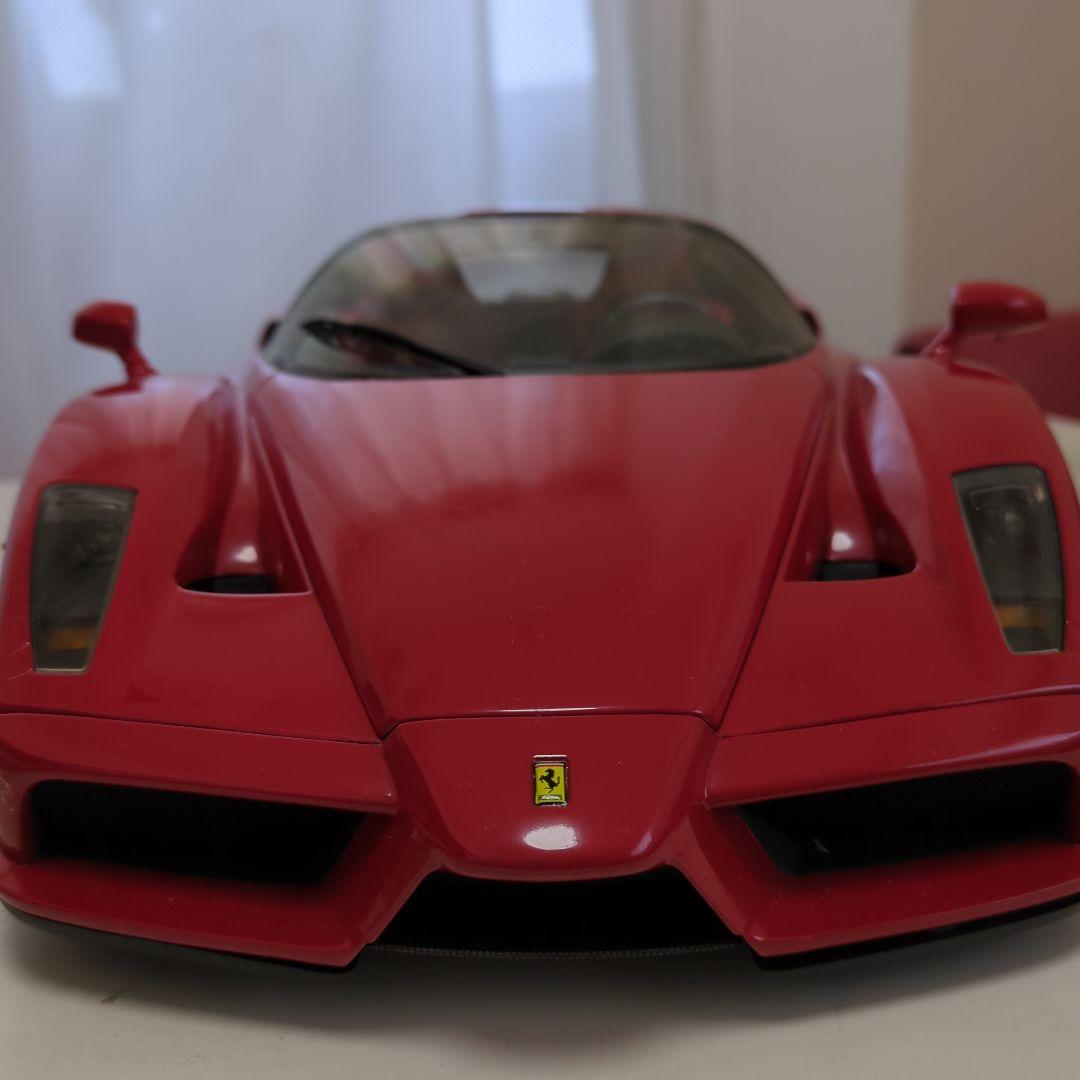 ディアゴスティーニ　エンツォフェラーリ1/10モデル
