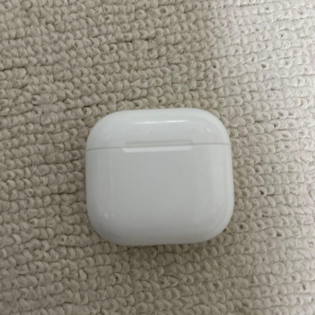 AirPods本体 ホワイト