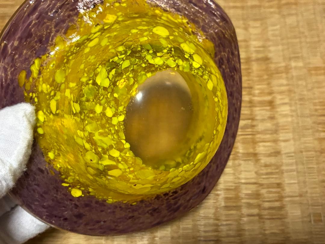 岩田ガラス 硝子 紫と黄色 ガラス皿 灰皿 【岩田藤七】共箱