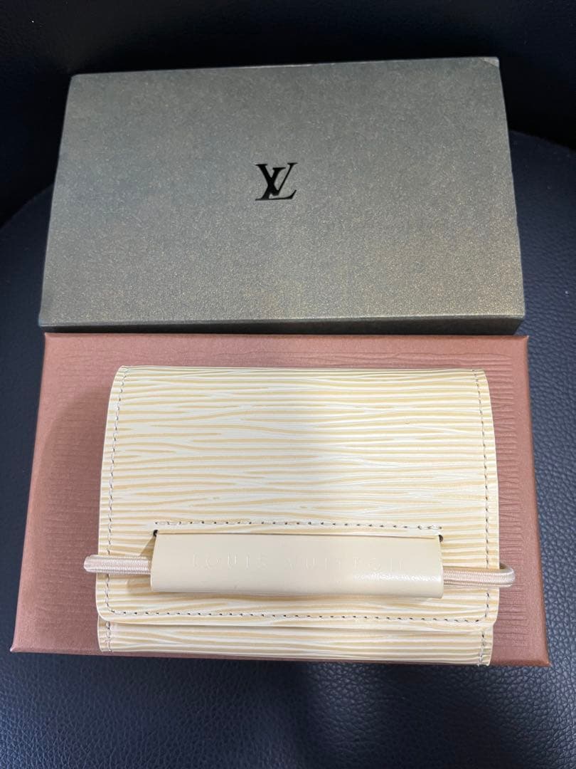 Louis Vuitton レザー 三つ折り財布
