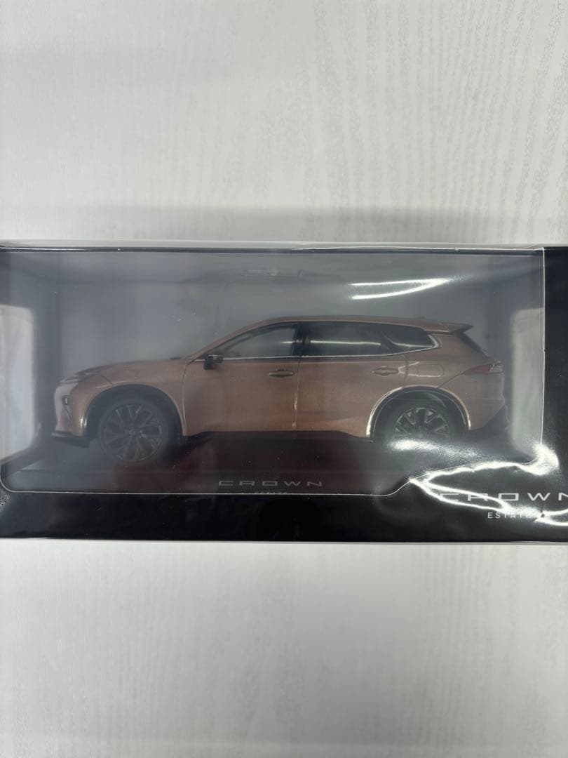 クラウンエステート プレシャスブロンズ HEVモノトーン カラーサンプル