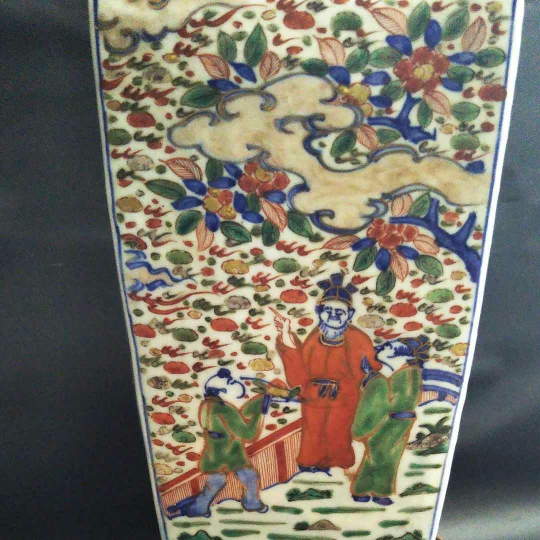 ※中国古美術/五彩纏枝賢人龍紋隻耳四方大瓶(款:大明万暦年製)