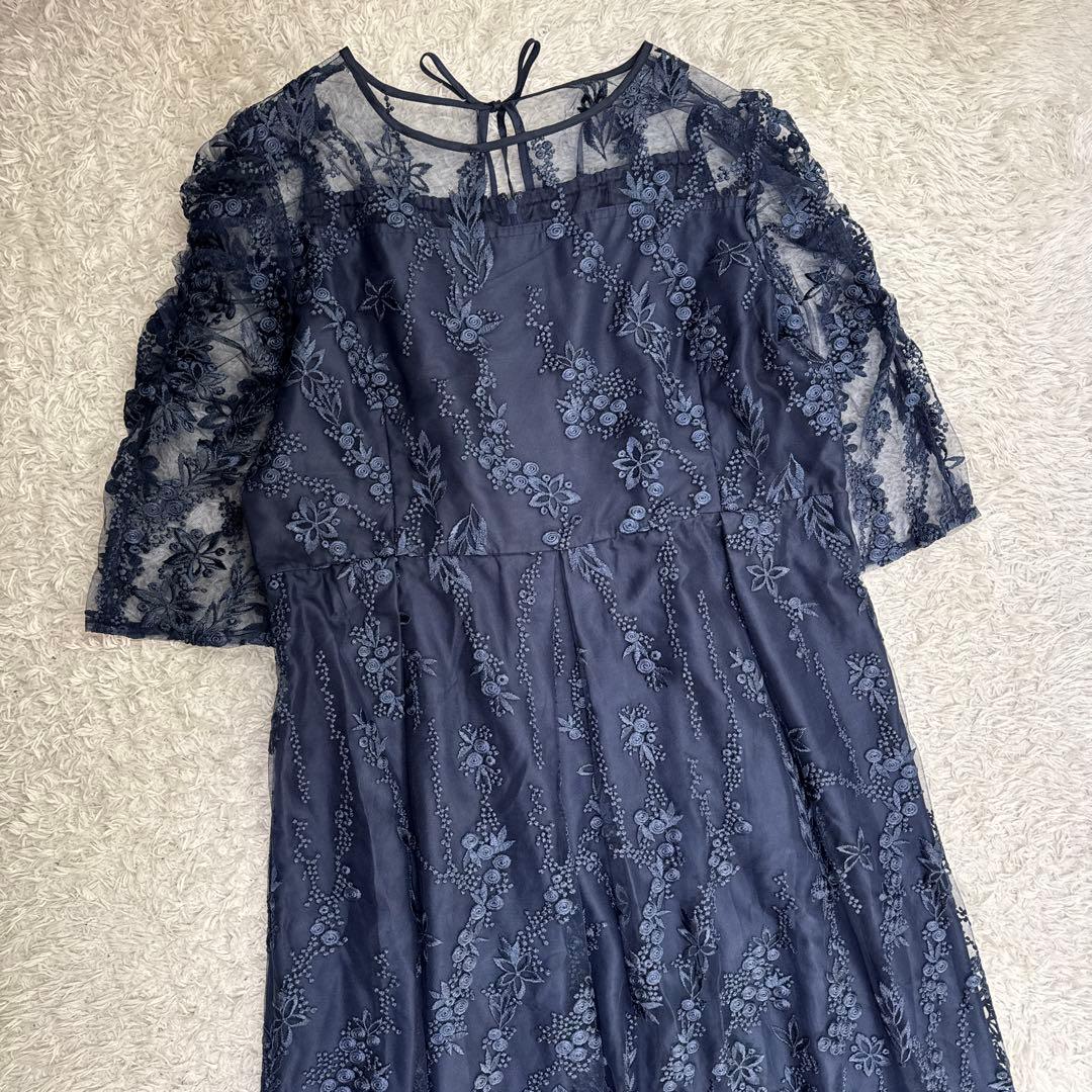 極美品 niana 刺繍レース バックリボン パーティードレス 二次会 4L