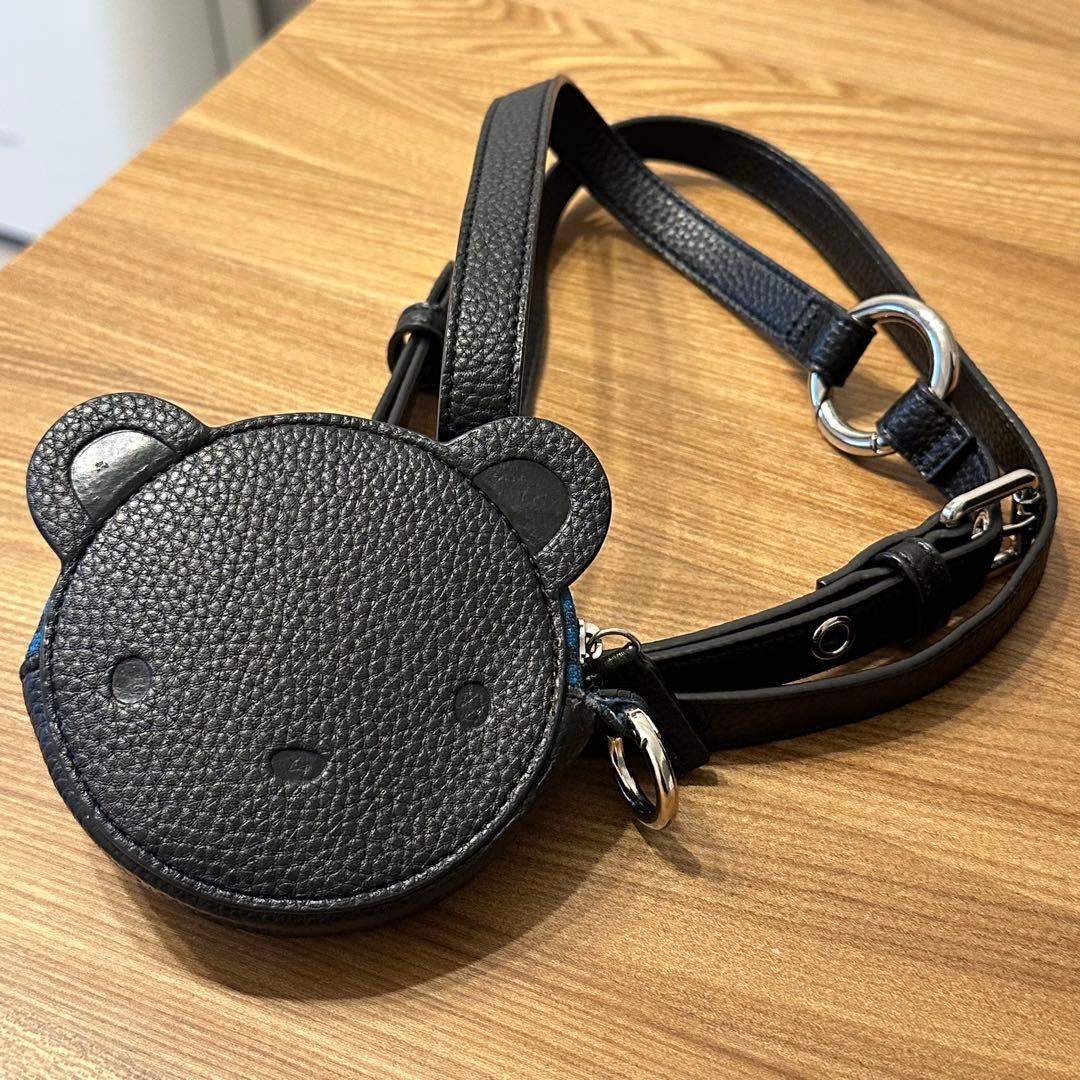 ajew×ファミリア　ショルダーベルト　くま