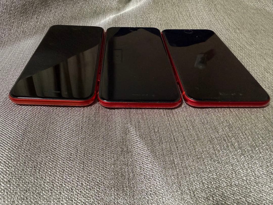 iPhone SE2 64GB RED SIMフリー　3台