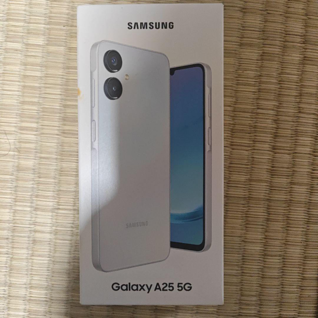 Samsung Galaxy A25 5G ホワイト 本体
