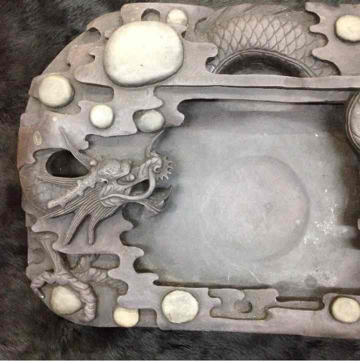 すずり  横 49cm   縦 33cm  高さ11cm