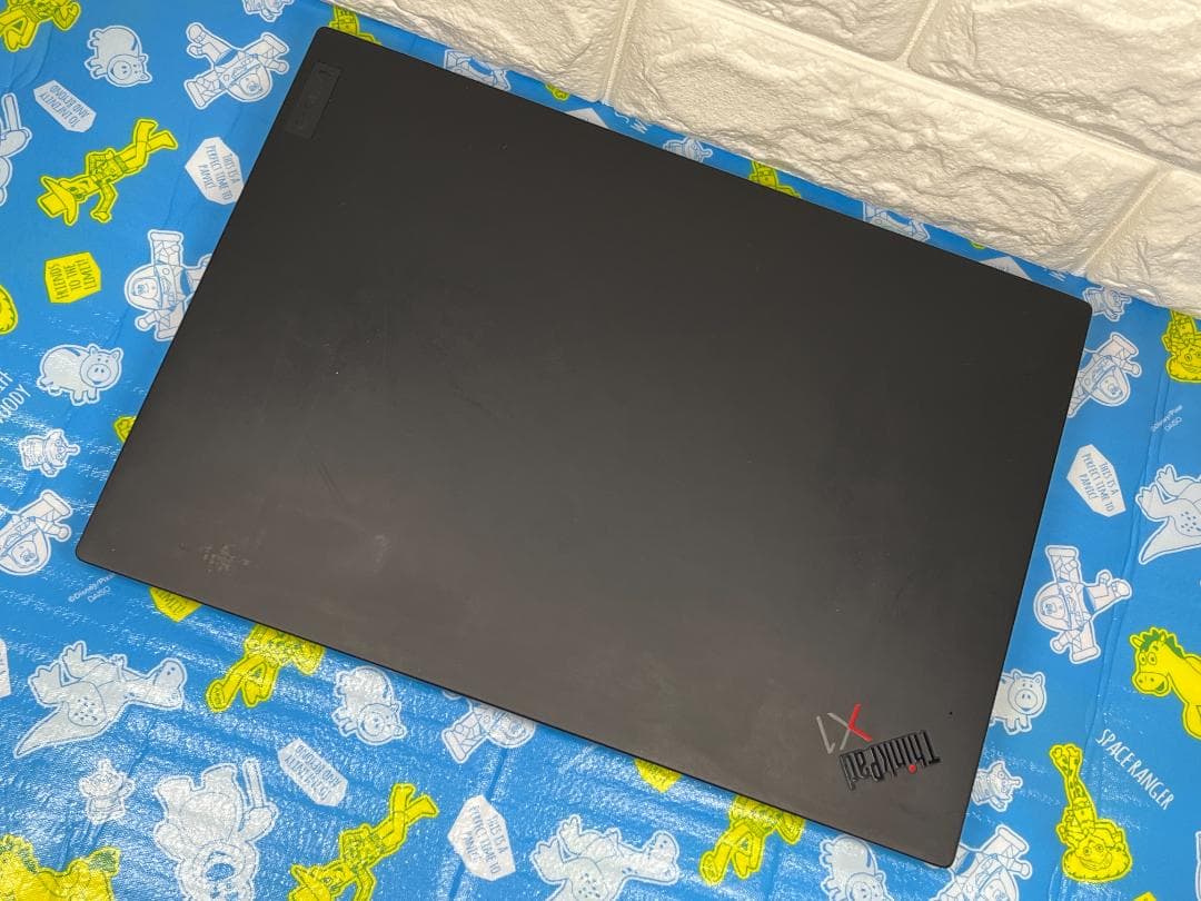 レノボ X1 Carbon 10th i7-1255U 16GB 512GB