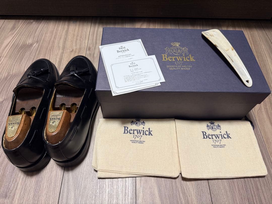 極美品　Berwick タッセルローファー　28.5cm ブラック　レザーソール