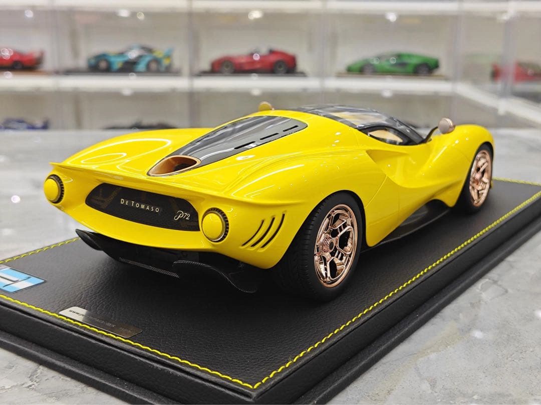 peako ピーコ 1/18 デ・トマソ P72 2024 ミニカー 当日発送