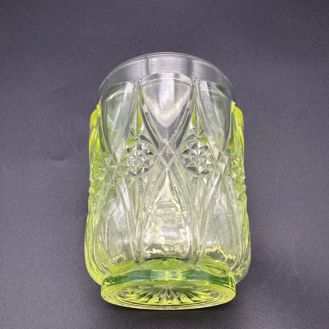 ウランガラス　グラス　コップ