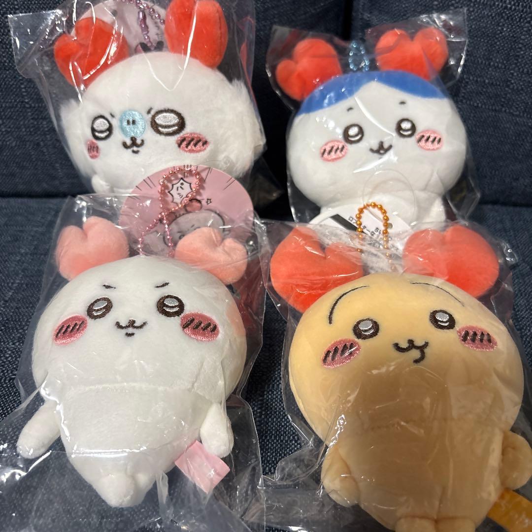 新品。ちいかわカニなマスコット　タグ付き