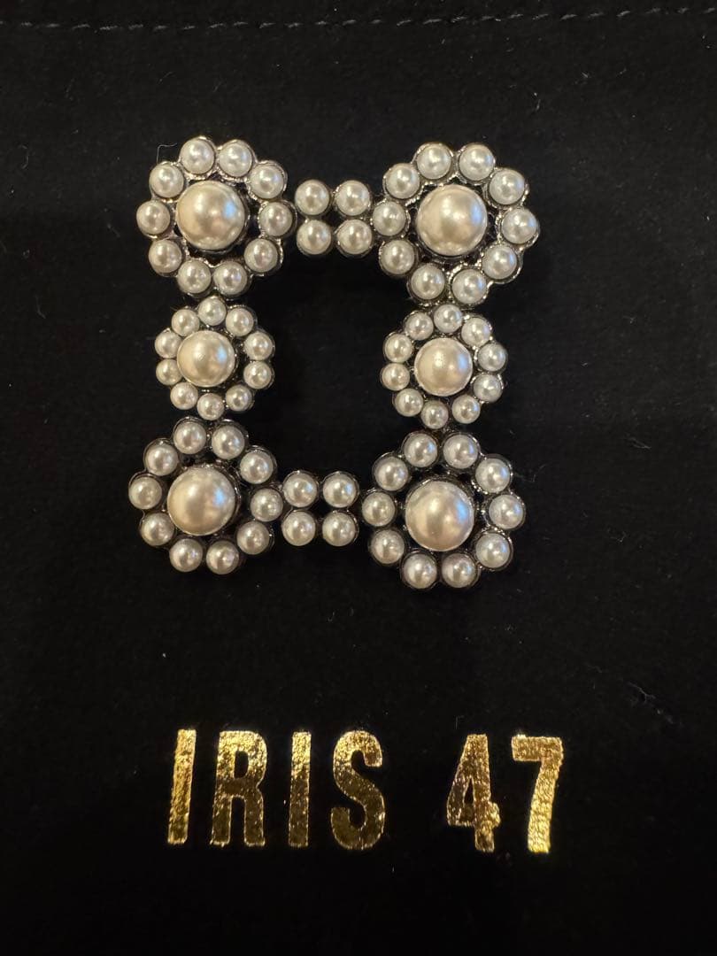 IRIS47 イリスフォーセブンブローチ