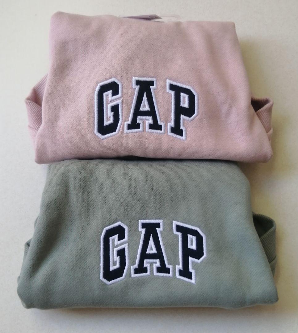 GAP　ロゴ　 フード付きパーカー　 XSサイズ　新色　 2枚セット♫