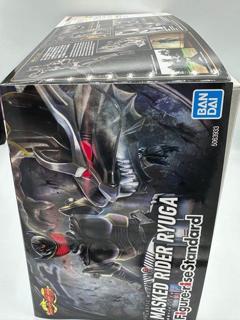 Figure-rise Standard 仮面ライダーリュウガ プラモデル