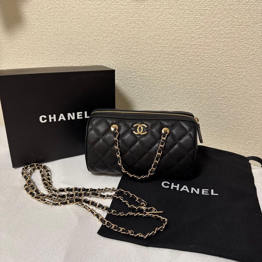 CHANEL 新品　ノベルティ　ショルダーバッグ　シルバーチェーン　ブラック
