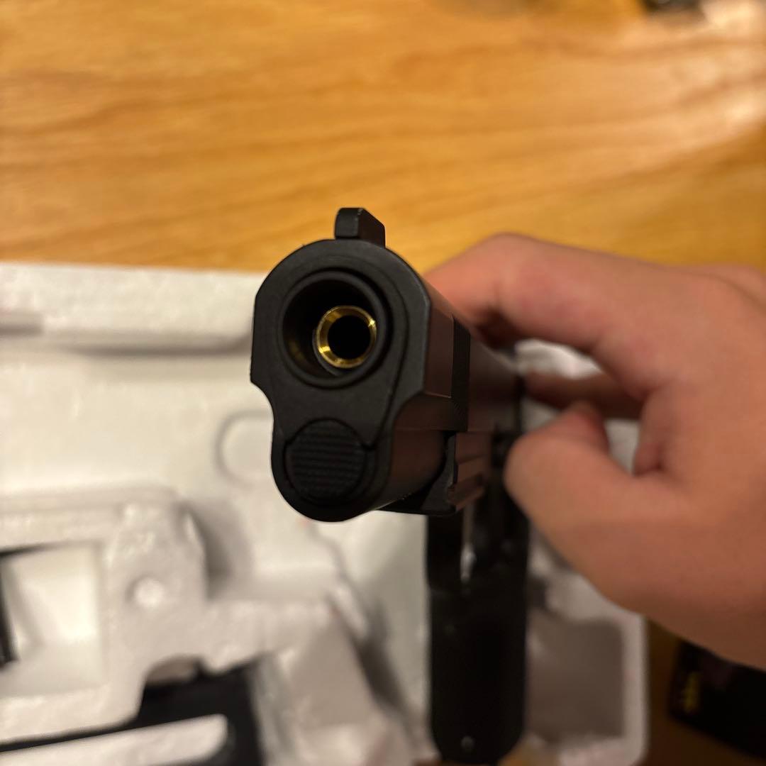 カーボンエイト　M45 CQP Co2ガスガン　樹脂製スライド