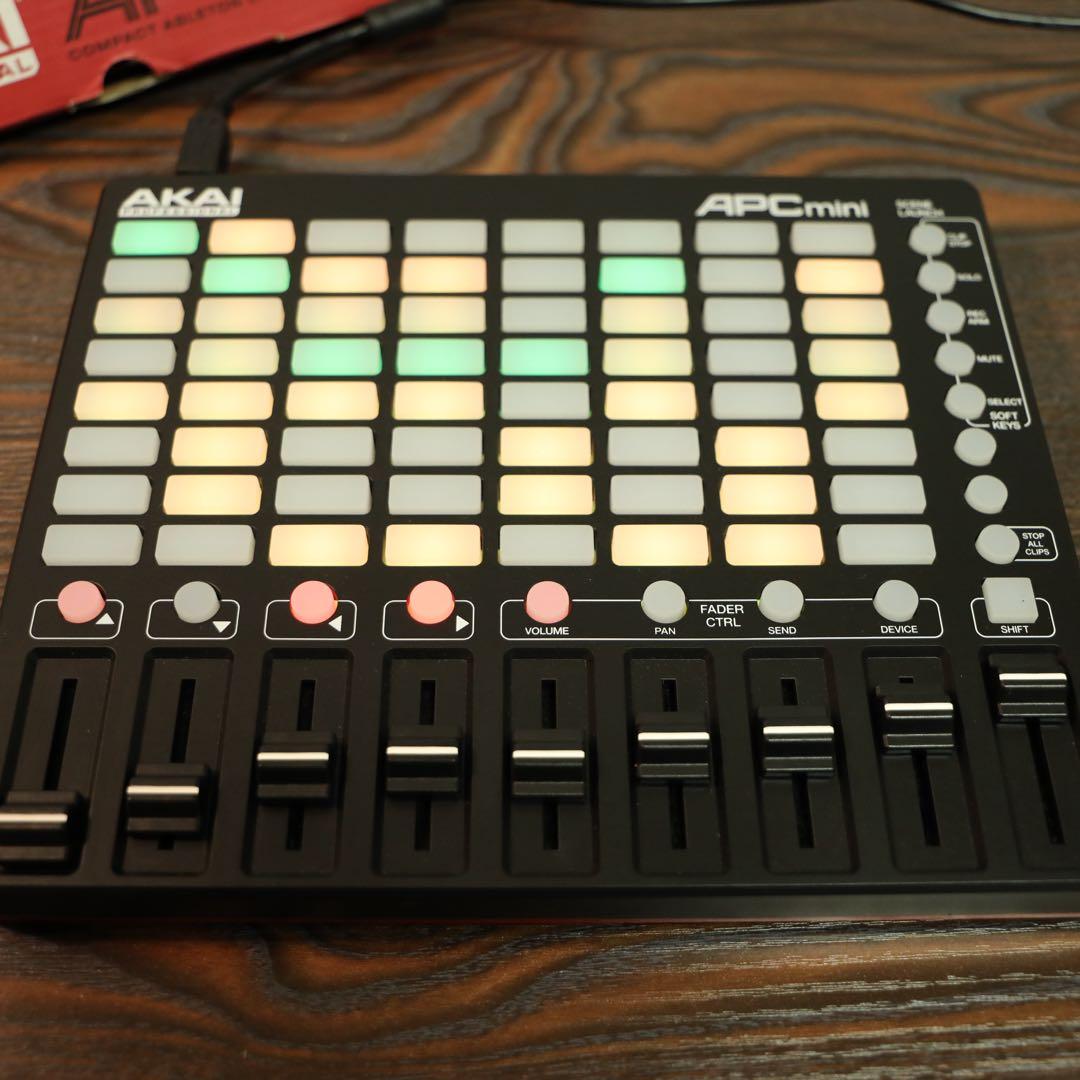 【美品】AKAI APC mini