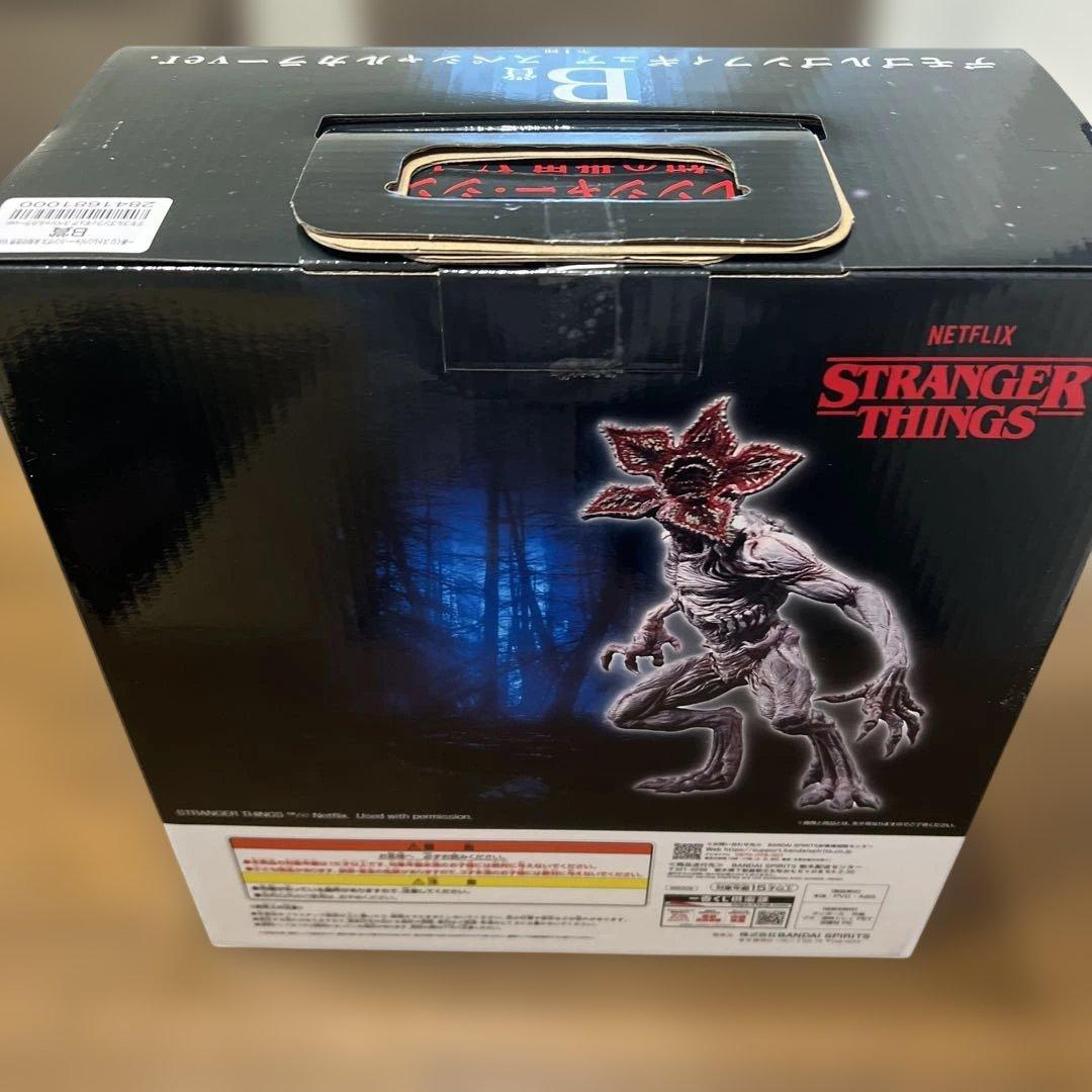 【専用】ストレンジャーシングス 一番くじ A賞 リバーシブルロゴフィギュア B賞