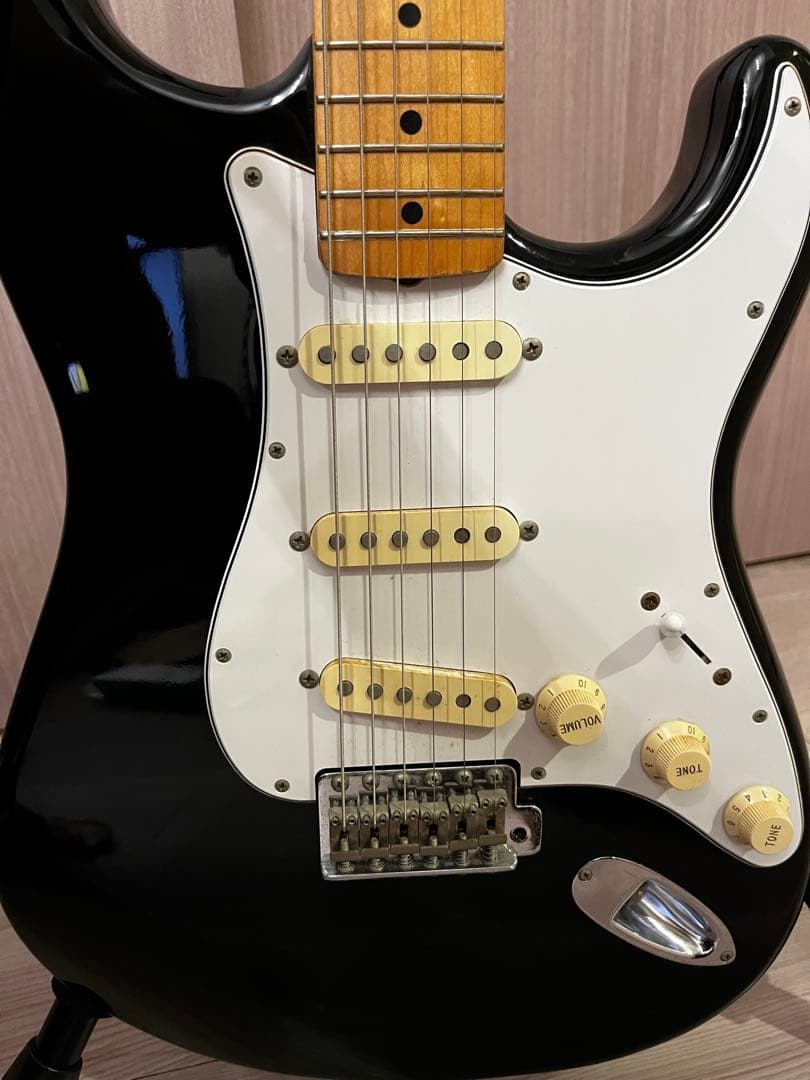 t*u様 Fender Japan フジゲン製　ストラトキャスター 94年〜95