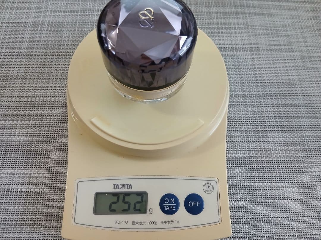 クレ・ド・ポーボーテ　ル·フォンデゥタンn オークル10 　30g