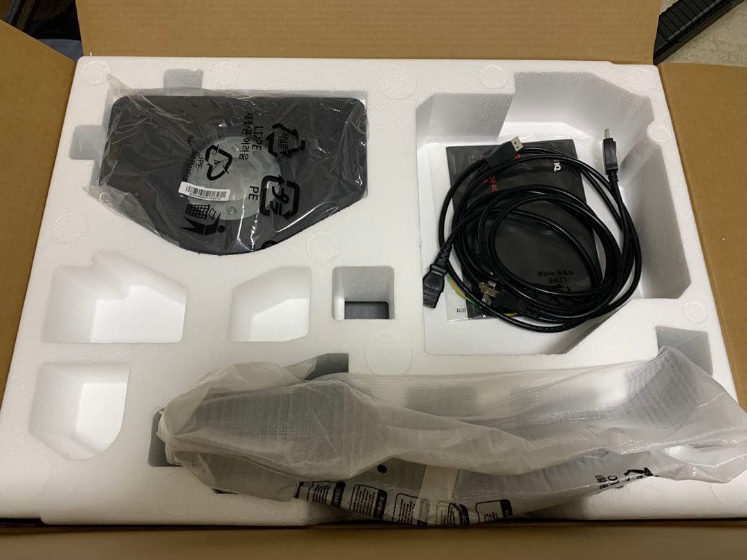 BenQ モニター【XL2411K】24インチ/144Hz、モニターアーム