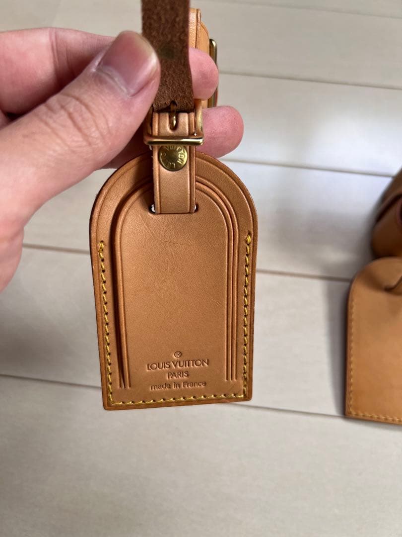 LOUIS VUITTON ヌメ革ネームタグ&ポワニエ　4点セット