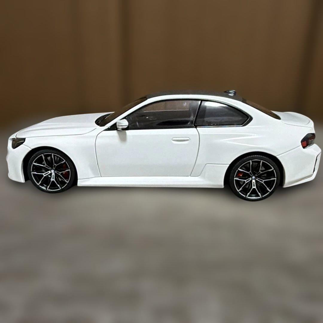 1/18 BMW M2 ダイキャスト