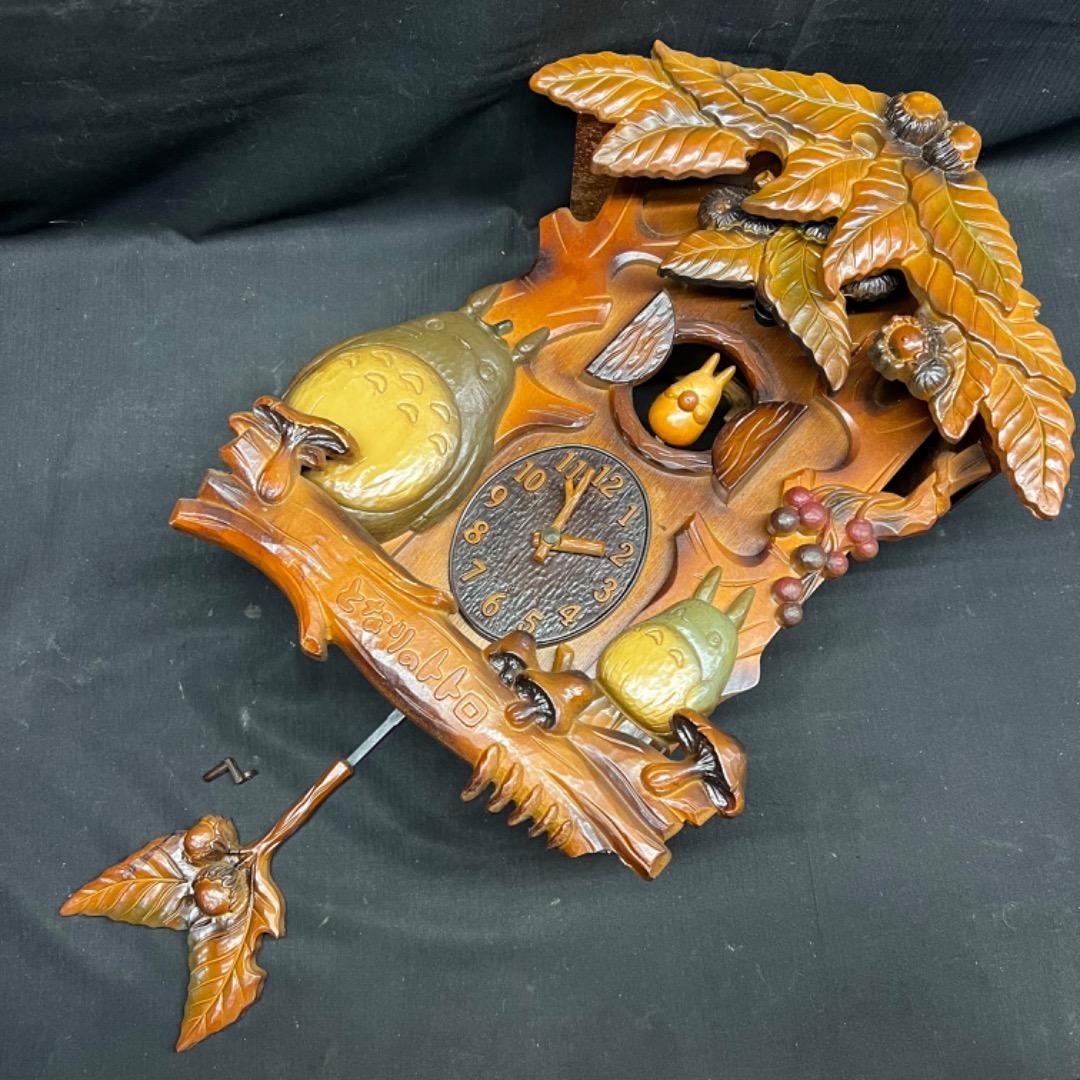 〇Ed左横1018 となりのトトロ 掛け時計 木製 インテリア