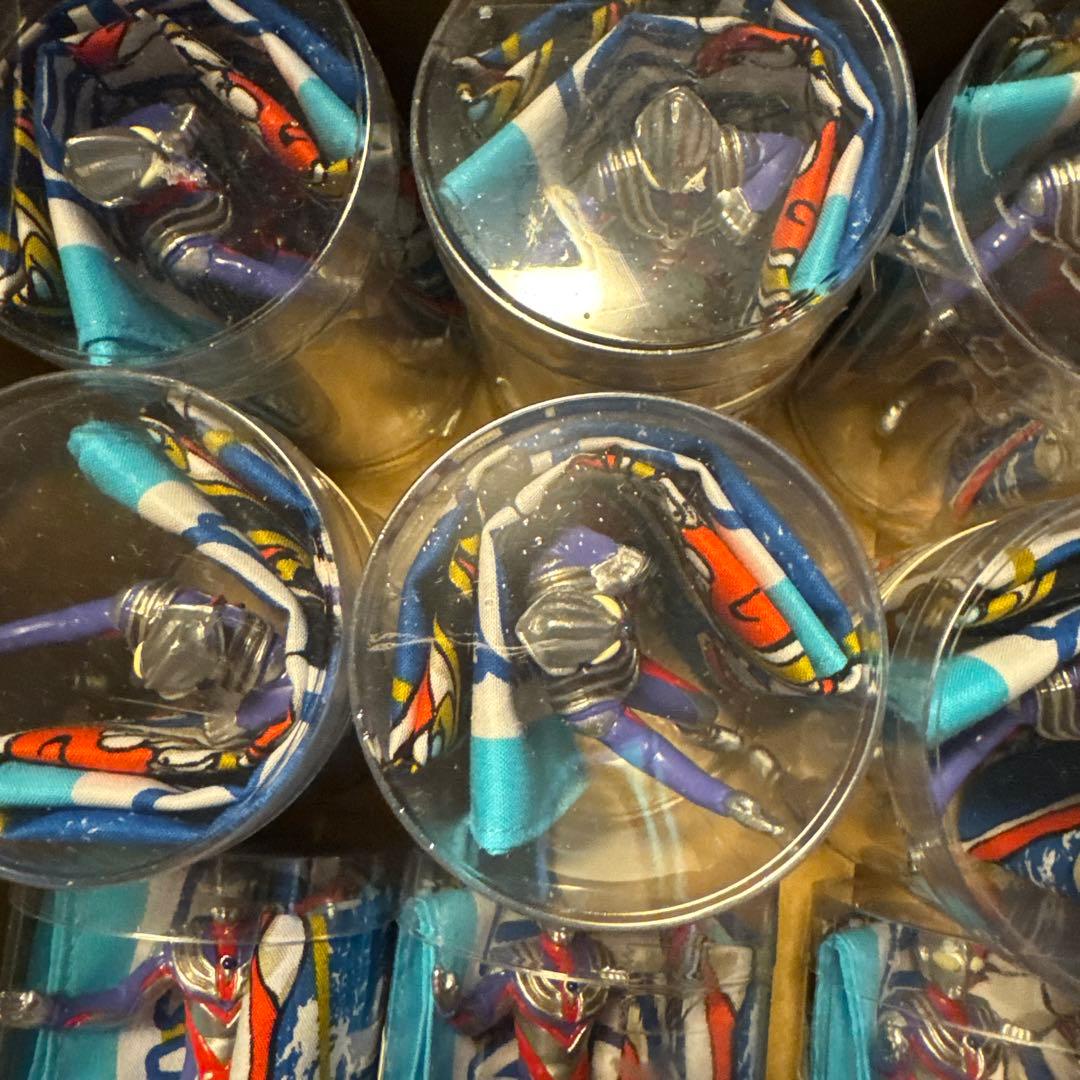 希少⭐︎ウルトラマンダイナ　ハンカチ＆ミニフィギュア 28個　まとめ売り