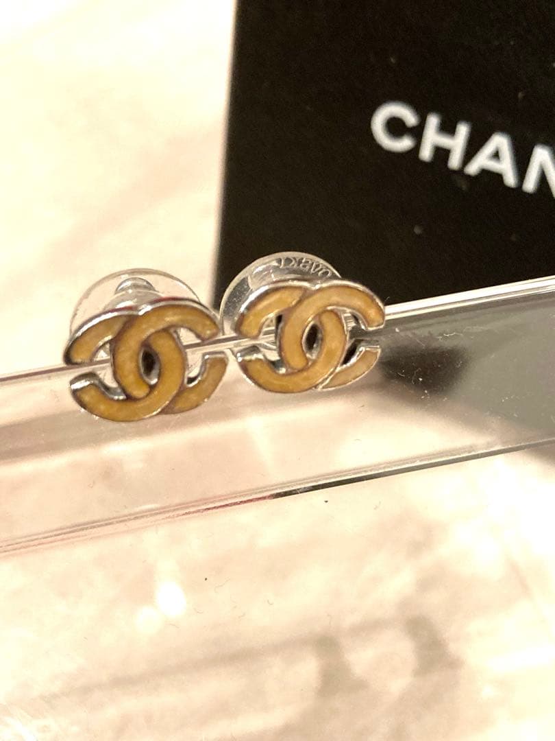 CHANELシャネル ピアス 00T 2000ココマーク 黄色